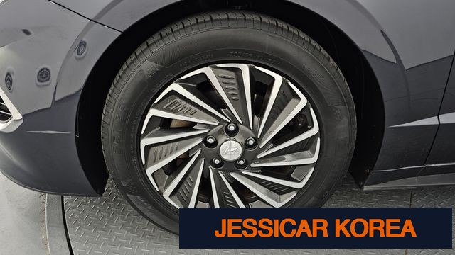 2020 Hyundai Sonata Hybrid (DN8) - Thumbnail 5