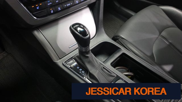 2015 Hyundai LF Sonata - Thumbnail 6