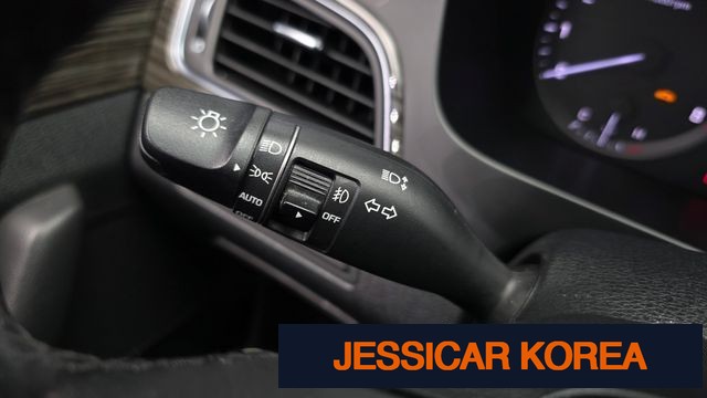 2015 Hyundai LF Sonata - Thumbnail 18
