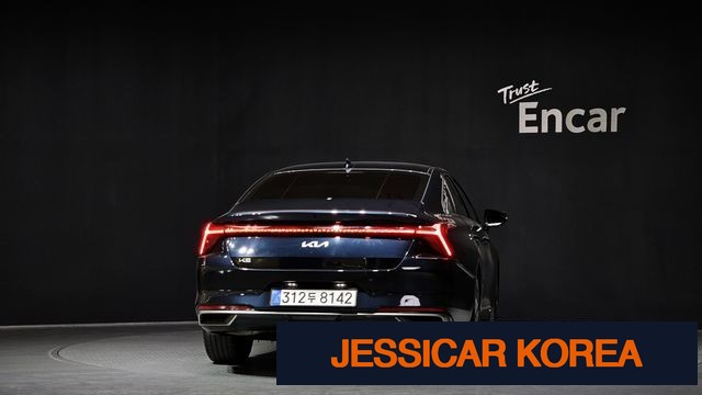2022 Kia K8 - Thumbnail 12