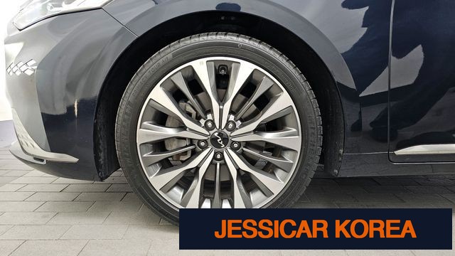 2022 Kia K8 - Thumbnail 16
