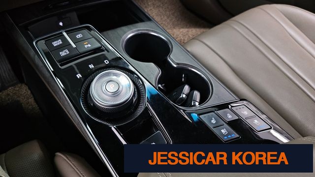 2022 Kia K8 - Thumbnail 18