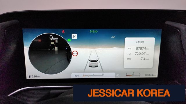 2022 Genesis G90 (RS4) - Thumbnail 3
