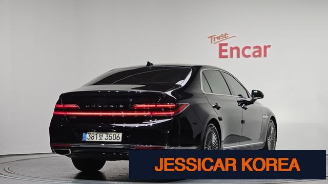 2021 Genesis G90 - Thumbnail 15