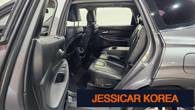 2019 Hyundai Santa Fe TM - Thumbnail 18