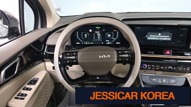 2025 Kia The New Carnival 4th generation - Thumbnail 2