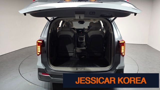 2025 Kia The New Carnival 4th generation - Thumbnail 17