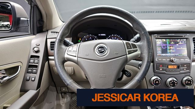 2012 KG Mobility Korando C - Thumbnail 6