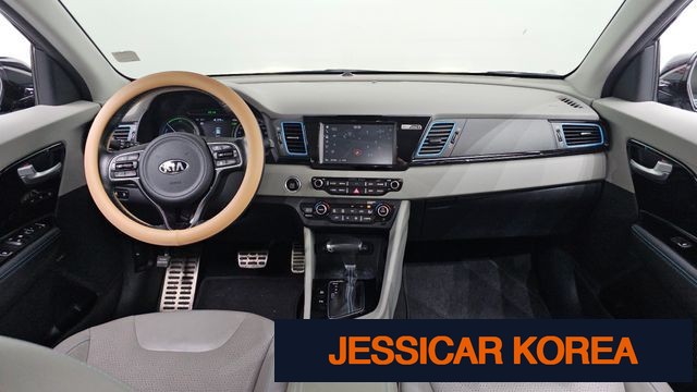 2018 Kia Niro - Thumbnail 12