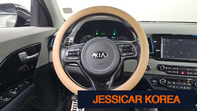 2018 Kia Niro - Thumbnail 15