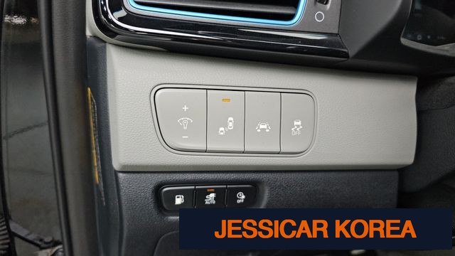 2018 Kia Niro - Thumbnail 16