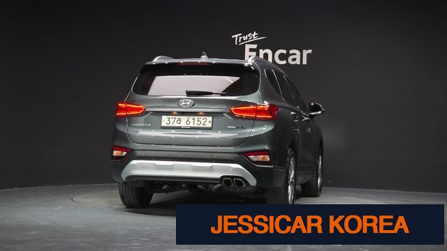 2019 Hyundai Santa Fe TM - Thumbnail 3