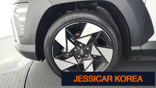2025 Hyundai Kona (SX2) - Thumbnail 3
