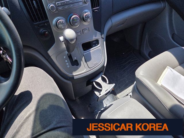 2016 Hyundai Grand Starex - Thumbnail 8
