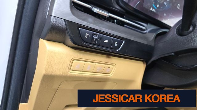 2021 Kia Carnival 4th Gen - Thumbnail 8
