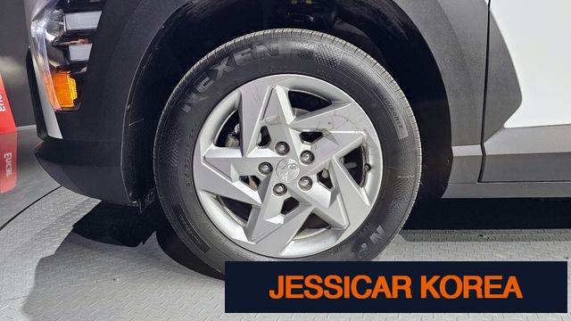 2024 Hyundai Kona (SX2) - Thumbnail 8