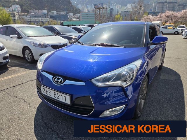 2012 Hyundai Veloster - Thumbnail 18