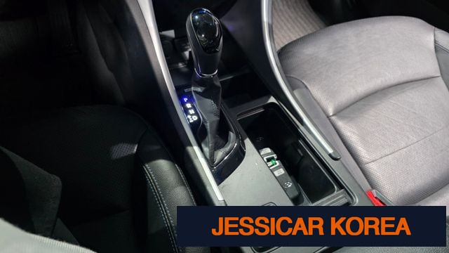 2012 Hyundai sonata hybrid - Thumbnail 16