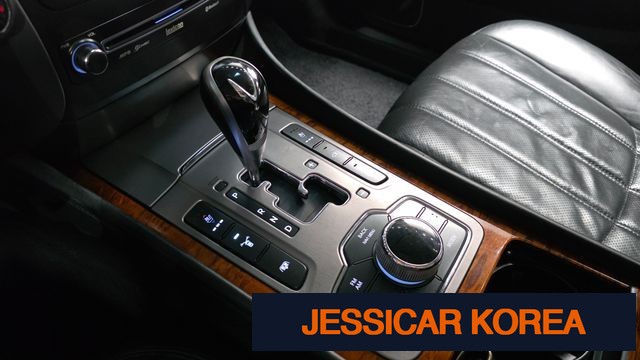 2011 Hyundai Equus (new model) - Thumbnail 17
