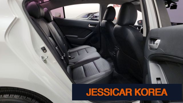 2016 Kia The New K3 - Thumbnail 2