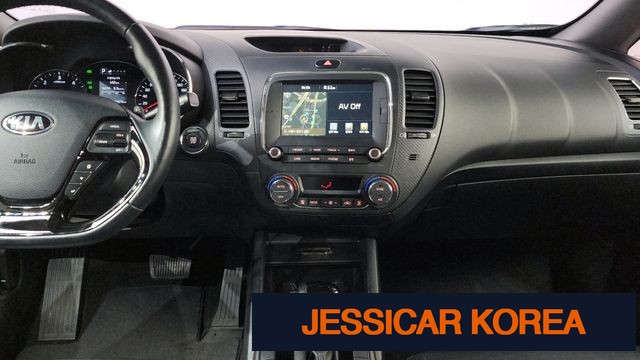 2016 Kia The New K3 - Thumbnail 14