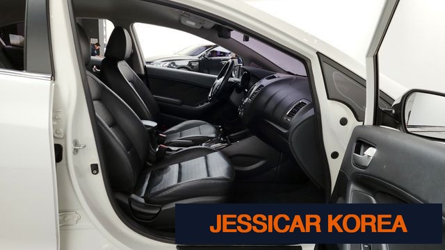 2016 Kia The New K3 - Thumbnail 15