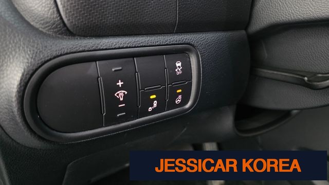 2016 Kia The New K3 - Thumbnail 14
