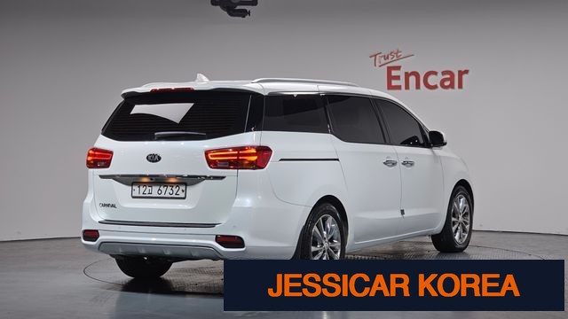 2019 Kia The New Carnival - Thumbnail 4