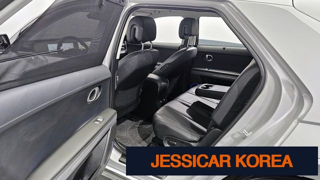2022 Hyundai Ioniq 5 - Thumbnail 2