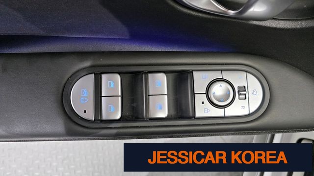 2022 Hyundai Ioniq 5 - Thumbnail 8