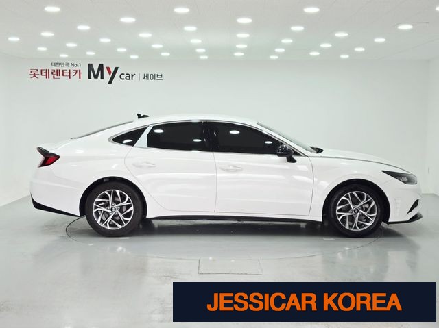 2022 Hyundai Sonata (DN8) - Thumbnail 4