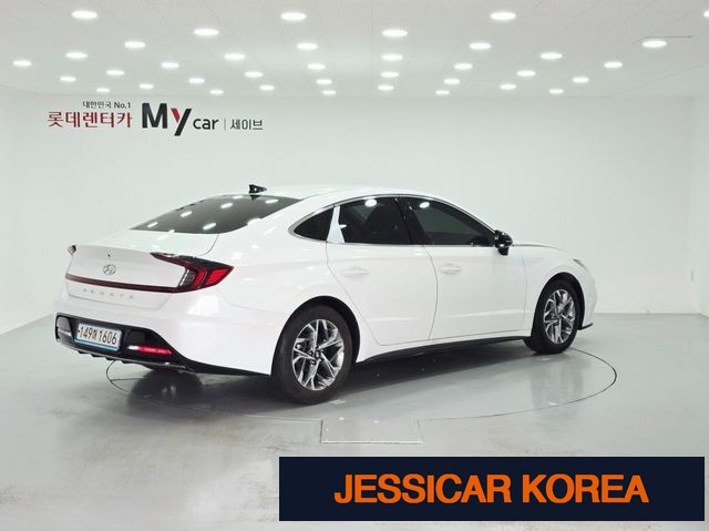 2022 Hyundai Sonata (DN8) - Thumbnail 18