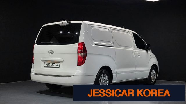 2014 Hyundai Grand Starex - Thumbnail 4