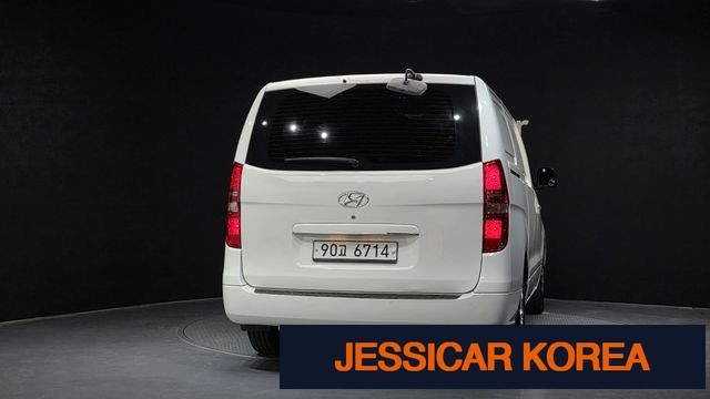 2014 Hyundai Grand Starex - Thumbnail 6