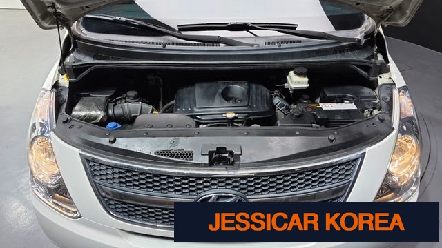2014 Hyundai Grand Starex - Thumbnail 11