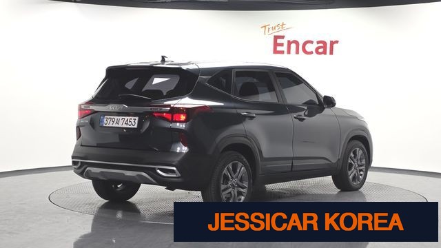 2022 Kia Seltos - Thumbnail 15