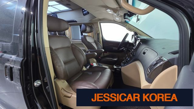 2015 Hyundai Grand Starex - Thumbnail 4