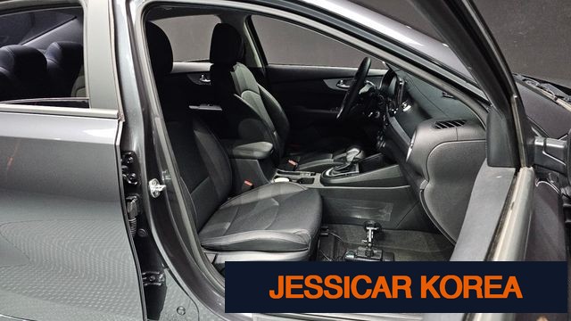 2022 Kia The New K3 2nd Generation - Thumbnail 10