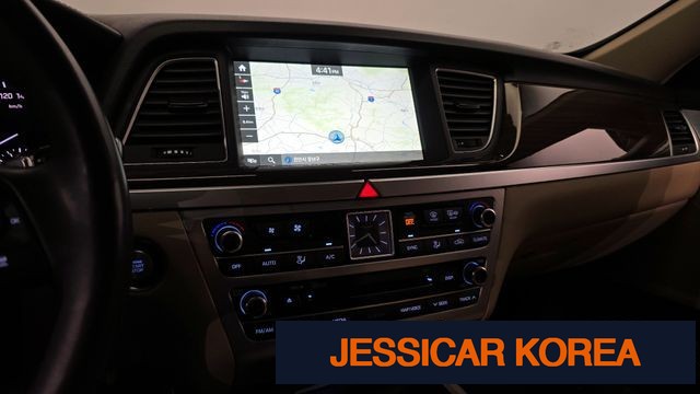 2017 Genesis G80 - Thumbnail 14