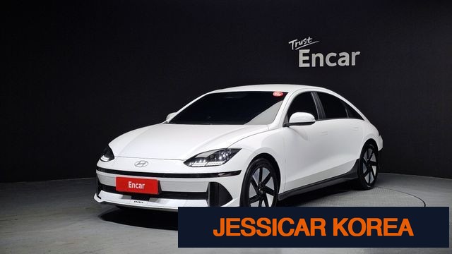 2025 Hyundai Ioniq 6 - Thumbnail 10