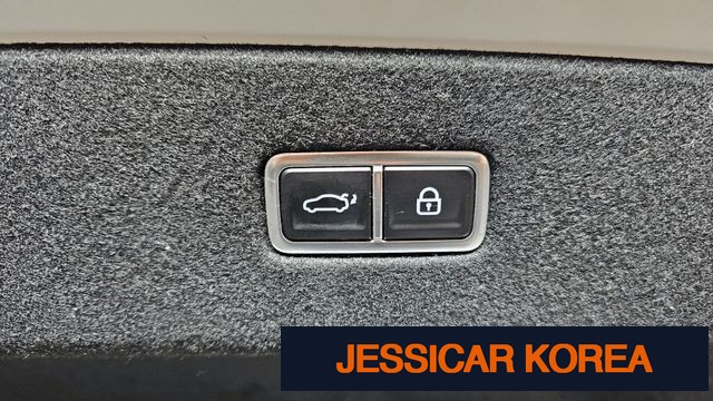 2025 Hyundai Ioniq 6 - Thumbnail 14
