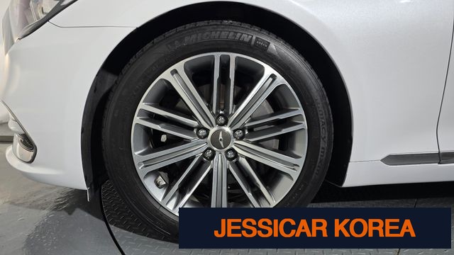 2018 Genesis G80 - Thumbnail 15