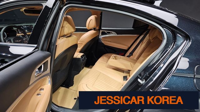 2022 Genesis The New G70 - Thumbnail 16