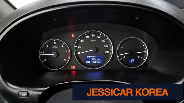 2019 Hyundai The New Grand Starex - Thumbnail 8