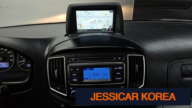 2019 Hyundai The New Grand Starex - Thumbnail 19
