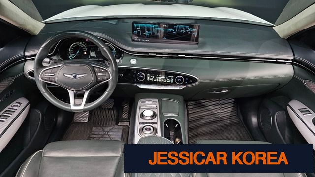 2022 Genesis Electrified GV70 - Thumbnail 9