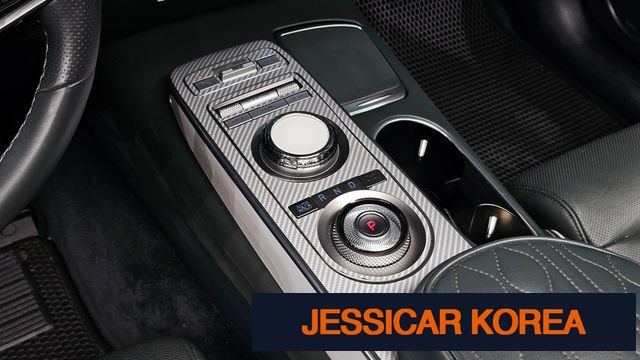 2022 Genesis Electrified GV70 - Thumbnail 16
