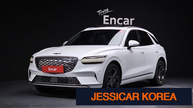 2022 Genesis Electrified GV70 - Thumbnail 17