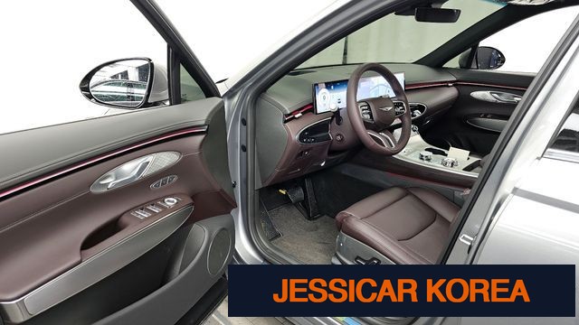 2026 Genesis GV70 - Thumbnail 6