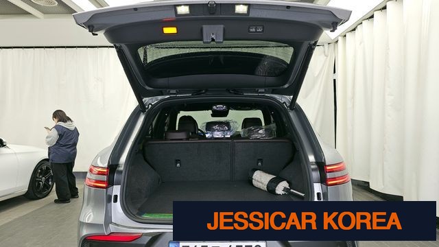 2026 Genesis GV70 - Thumbnail 8